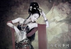 <b>妩媚女子 娇媚无骨艳三分</b>